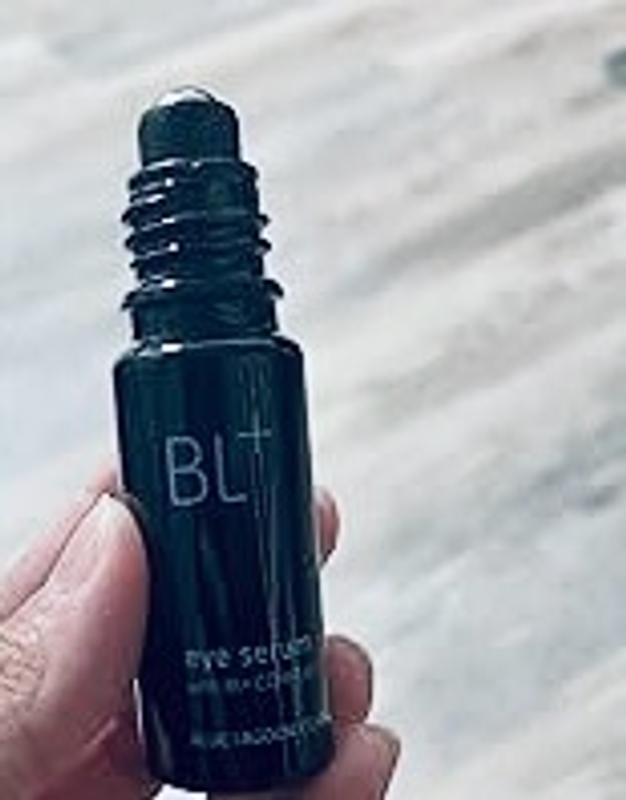 Customer photo for "Luxurious formula if not super effective"