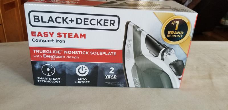 Black + Decker Easy Steam Compact Iron