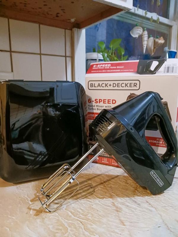BLACK+DECKER 6-Speed Hand Mixer with Turbo Boost, Black, MX3200B