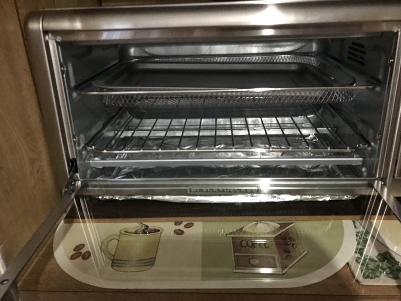 Customer Reviews: Black+Decker Extra Wide Crisp N' Bake 8Slice Air Fry  Toaster Oven Stainless Steel TO3265XSSD - Best Buy