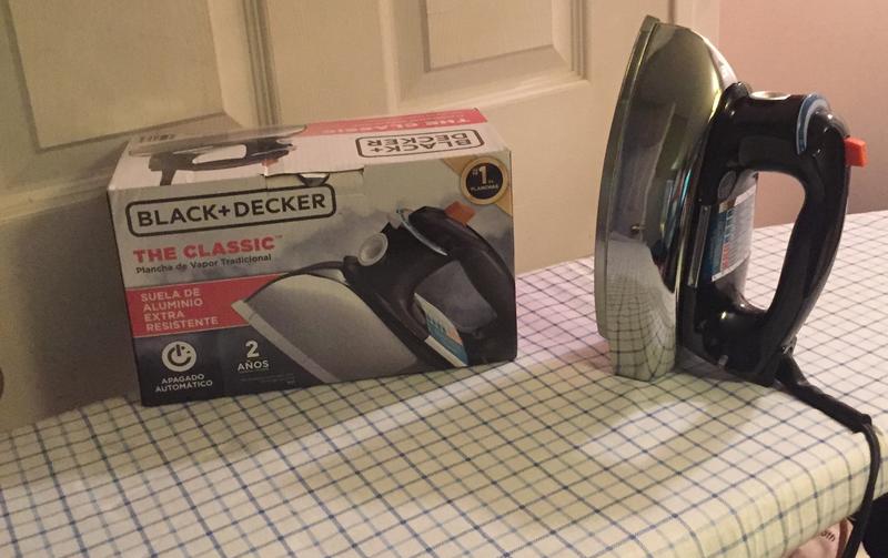 Black+decker Classic Iron with Aluminum Soleplate, Black/Stainless Steel, F67E-2