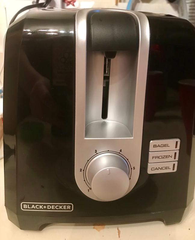 Black & Decker™ 2Slice Toaster in Black Bed Bath & Beyond