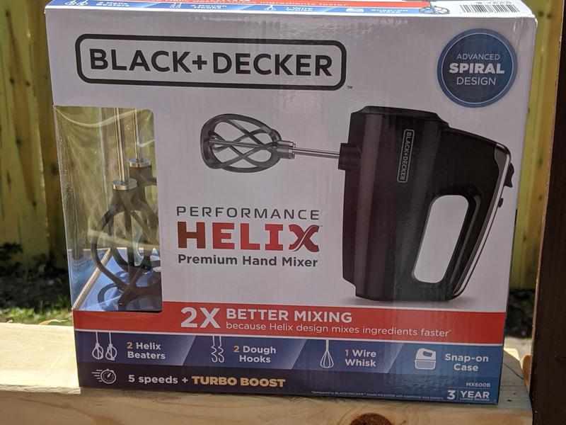  BLACK+DECKER MX600B Helix Performance Premium 5-Speed Hand Mixer,  5 Attachments + Case, Black: Home & Kitchen