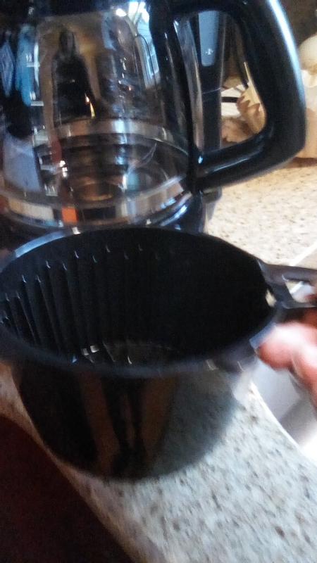 Black+Decker CM1160B 12-Cup Programmable Coffee Maker, Black/Stainless –