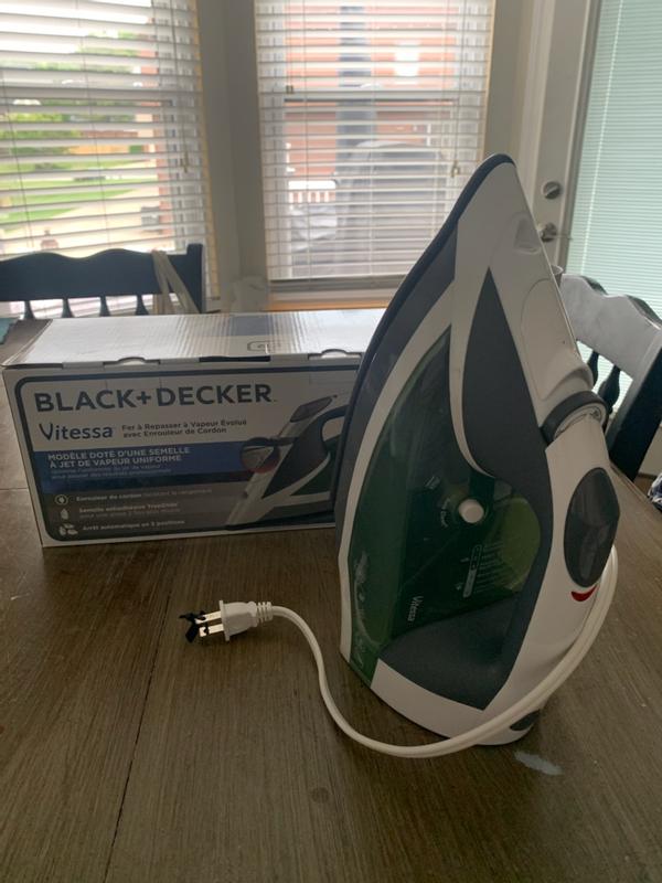 Black & Decker Vitessa Advanced Steam Cord Reel Iron, Blue