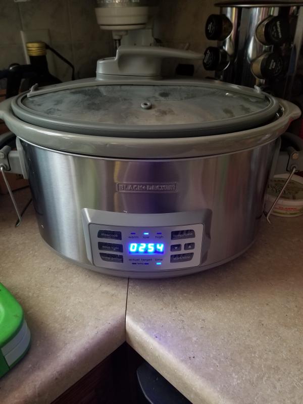 Slow cooking macaroni and cheese