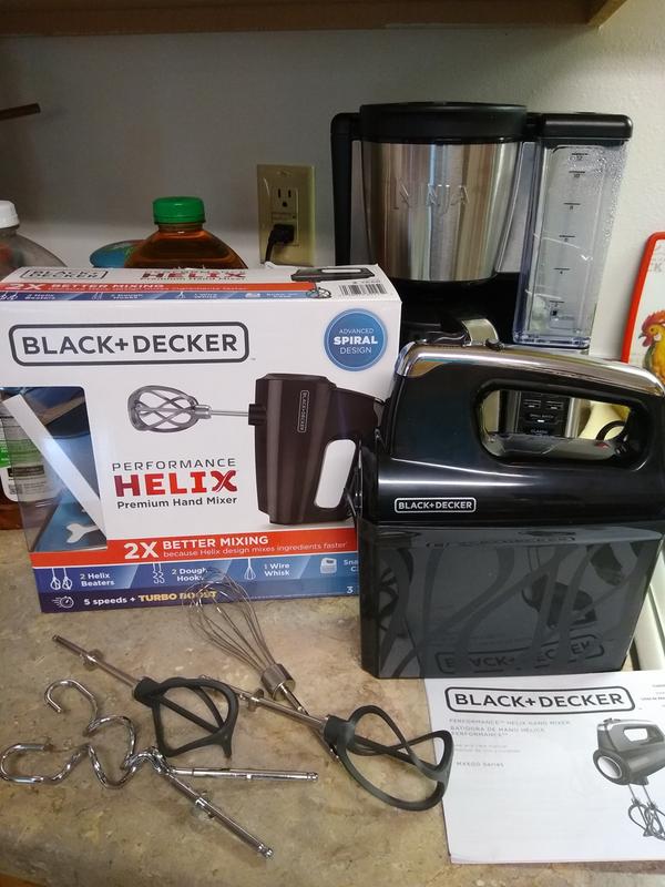 Black + Decker Performance HELIX Premium Hand Mixer - MX610B