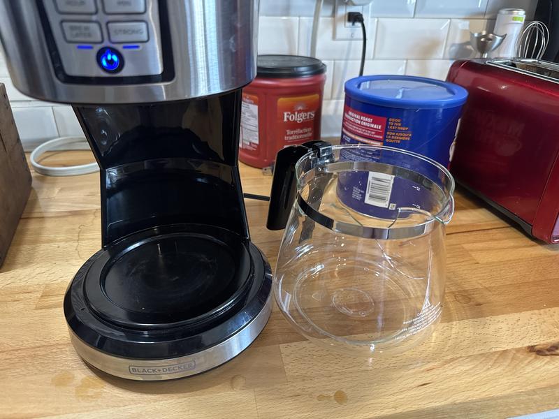 ★未使用/半額★ BLACK+DECKER CM1331S コーヒーメーカー Amazon.com: BLACK+DECKER 12-Cup Coffeemaker, Programmable