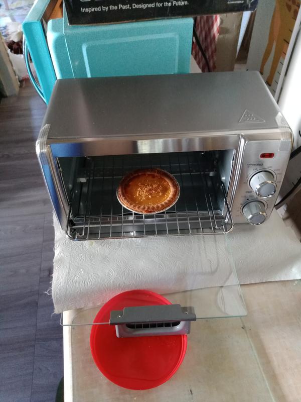 Pumpkin pie from an oven by Black and Decker.