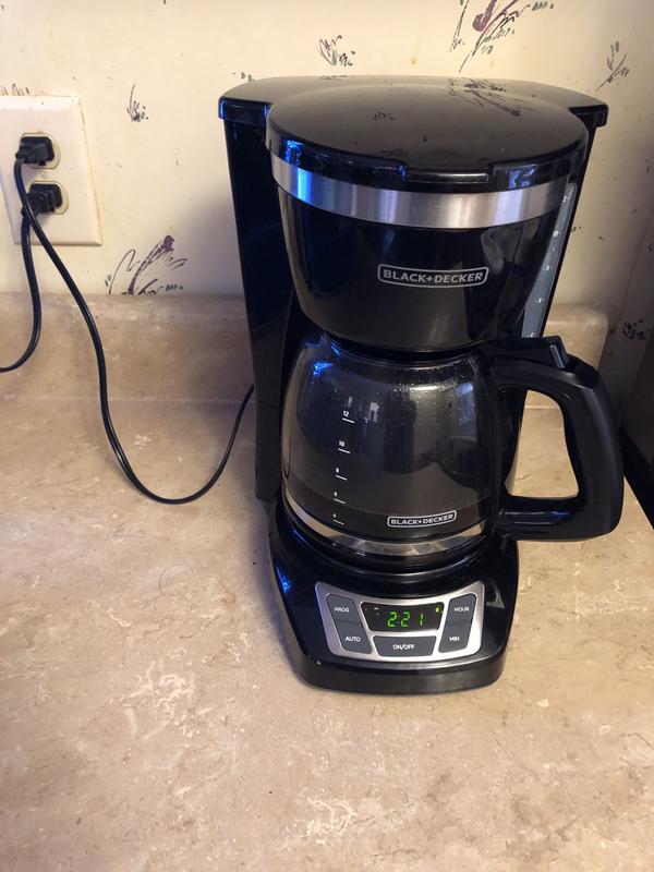 BLACK+DECKER™ 12-Cup Programmable Coffee Maker