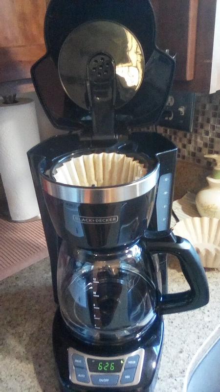 Black+Decker 12-Cup Programmable Coffeemaker, Black, Cm1160b