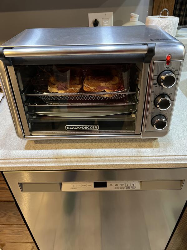 Black + Decker Crisp 'N Bake Air Fry Toaster Oven TO3215SS & Reviews