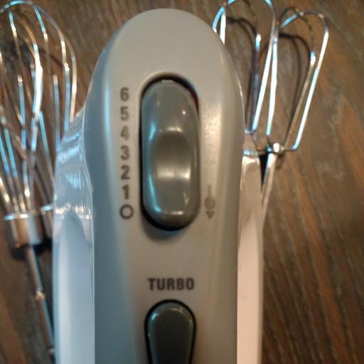 There are six speeds in addition to a turbo button for an extra burst of power.