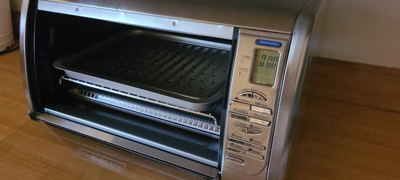 BLACK DECKER 1500 W 6-Slice Stainless Steel Toaster Oven