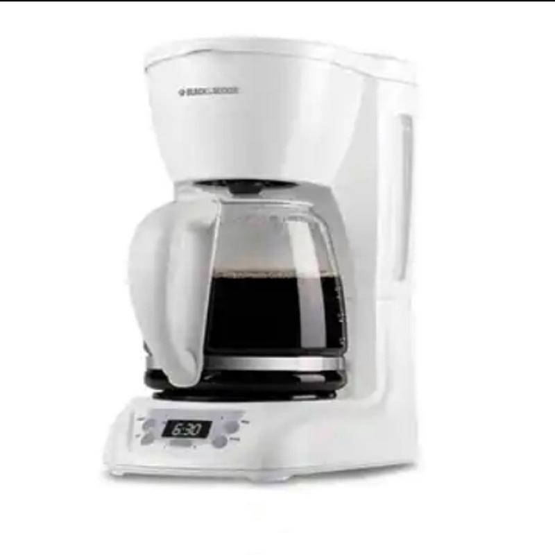 Black & Decker DLX1050B 12-Cup Programmable Coffeemaker