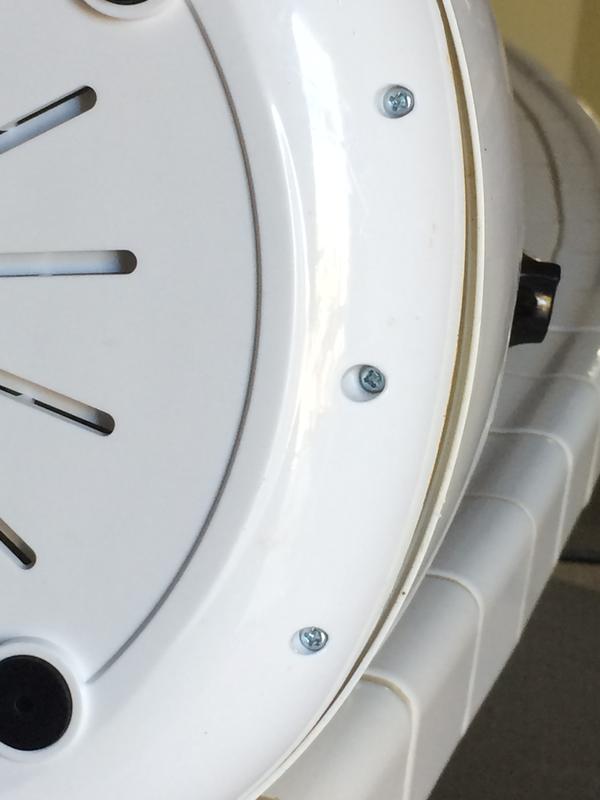 View from underneath showing that the pan face is warped - no longer fits snugly into the body of the fryer