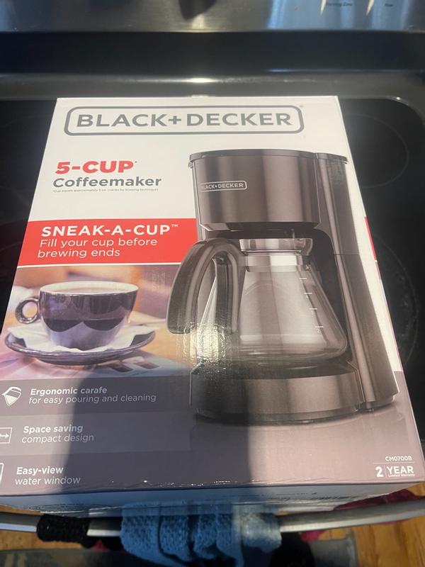 BLACK+DECKER 5-Cup Coffee Maker with On/Off Switch Sneak-A-Cup Feature and  Easy-View Water Window Black in the Coffee Makers department at Lowes.com