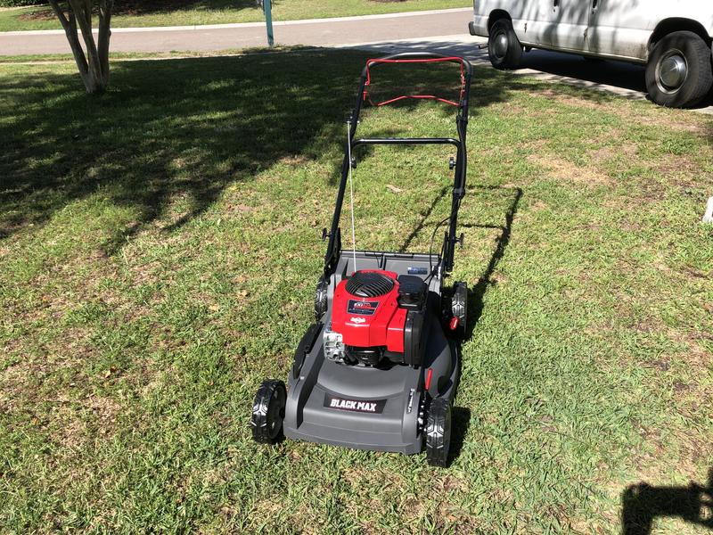 Black Max 21 inch 3 in 1 Self Propelled Lawn Mower Gas BM21LWSS