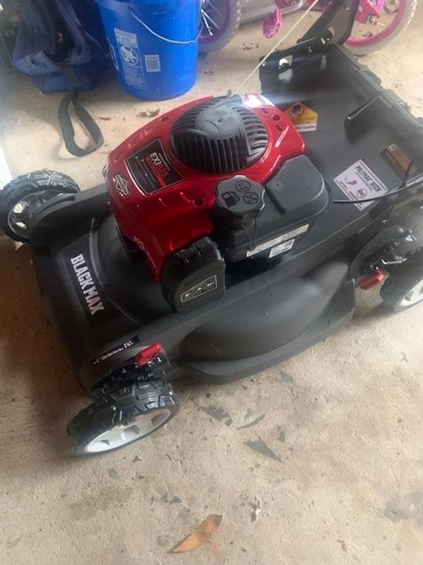 Black Max 21-Inch 150cc Self-Propelled Gas Mower with Briggs & Stratton  Engine 