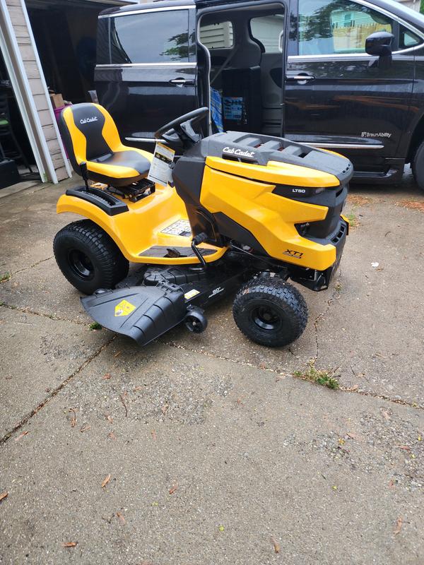 Cub cadet xt1 enduro series lt50 fab deck 24hp kohler best sale riding mower