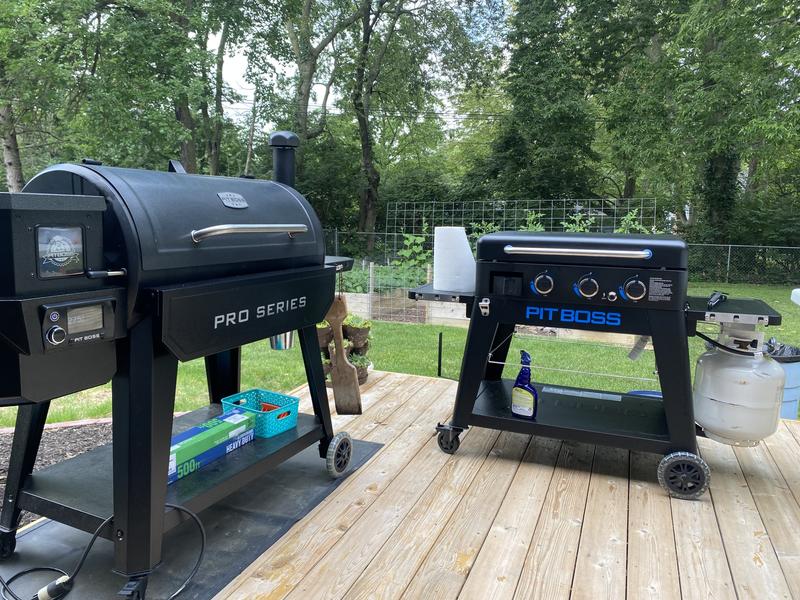 Blind Grilling Flame Boss 300 Review « Big Green Brotherhood