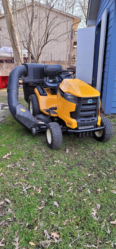 Cub Cadet XT1 54 24 HP Hydro Lawn Tractor - XT1 ST54