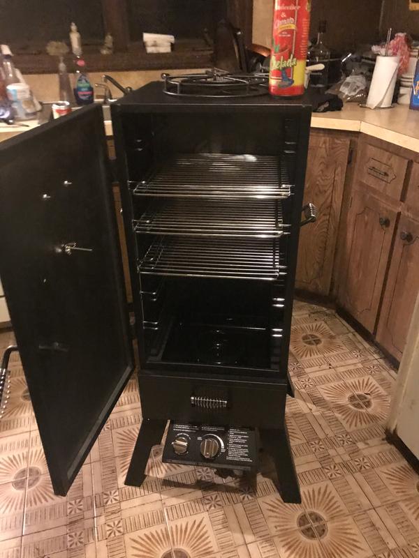 Char Broil 595 Vertical Gas Smoker 12701705 Blain s Farm Fleet