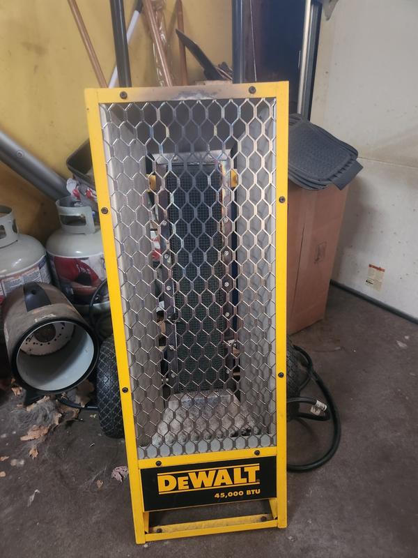 DEWALT 45 000 BTU Portable Radiant Heater F340620 Blain s Farm