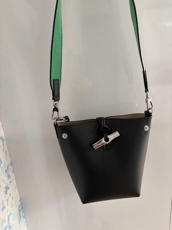 Customer carousel item 1.