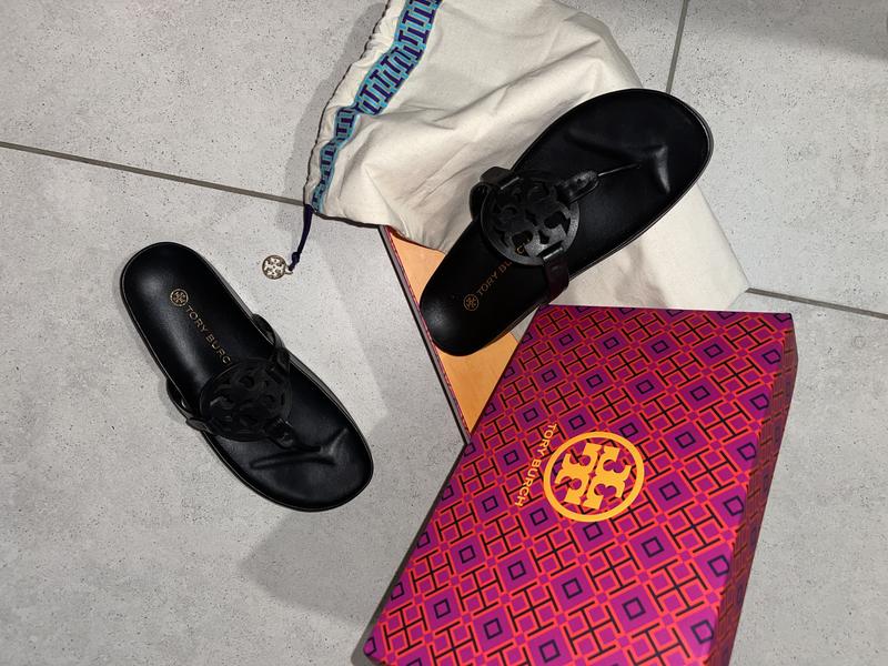 Perfect fit size 8 true to size and a little room