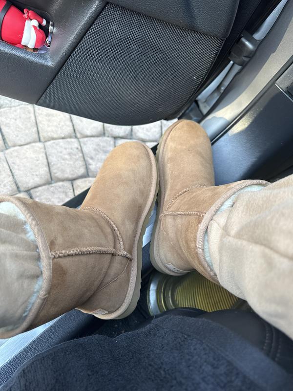 Put on and go, they go with everything!