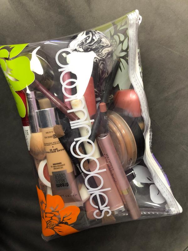 Bloomingdales Medium Travel Bag/Cosmetics Case