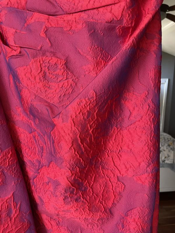 True red with blue-purple iridescent highlights