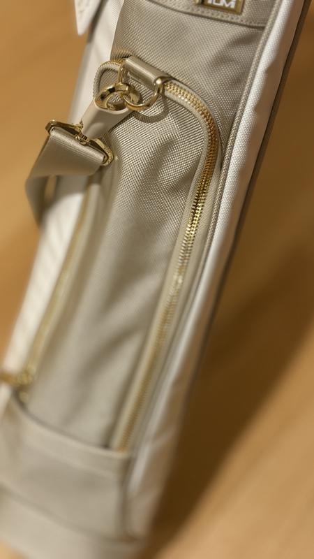 Customer carousel item 4.
