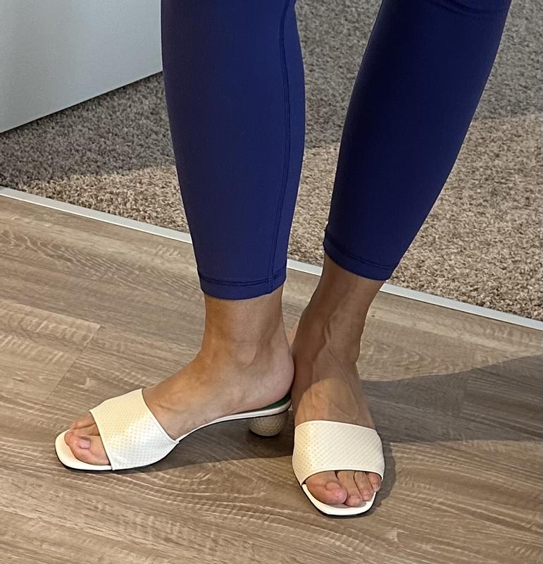 Comfort. Quality. Subtle statement.