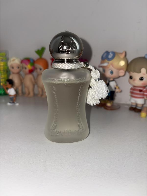 thumbnail image 2 of Valaya By Parfums De Marly – 1.5ml Vial Spray – Eau De Parfum, New Factory Sealed, Made In France 2 of 5
