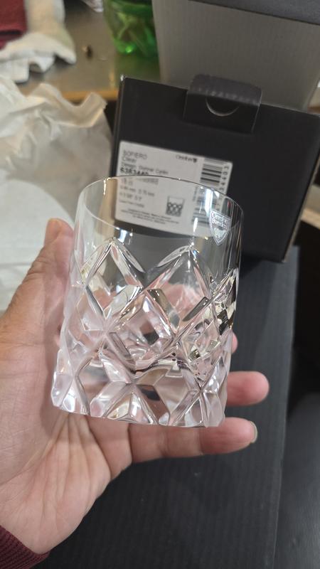 Customer carousel item 1.