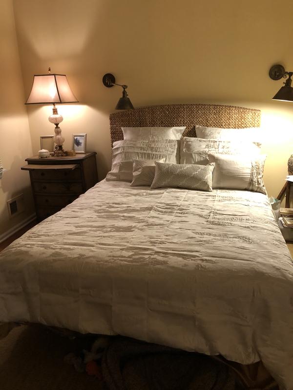 Bed scene