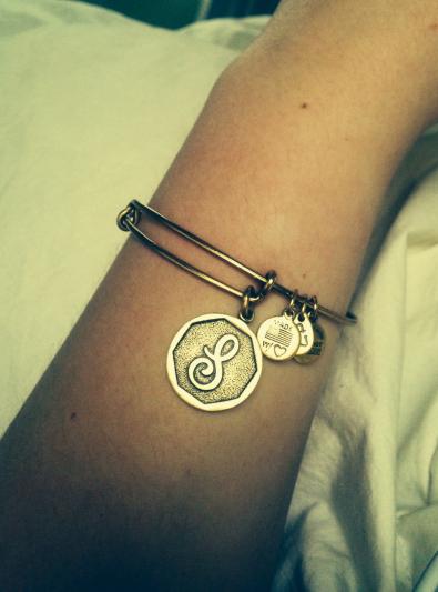 "S" Alex and Ani bracelete