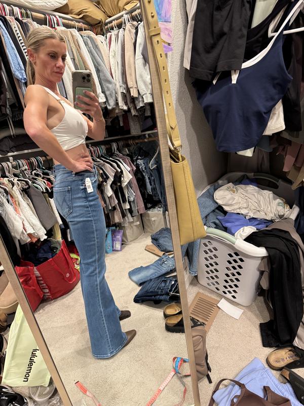 Post workout try on and very messy closet 😜