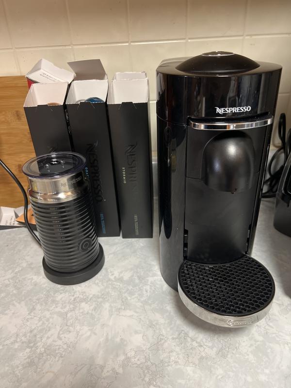 Nespresso VertuoPlus Deluxe by De'Longhi with Aeroccino Milk