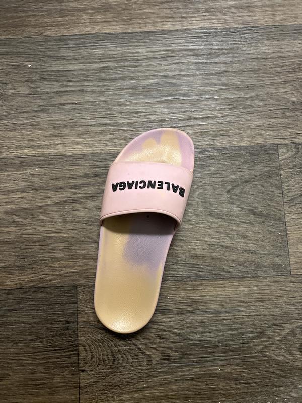 【Balenciaga】ロゴスライド Balenciaga Women's Logo Slide Sandals | Bloomingdale's