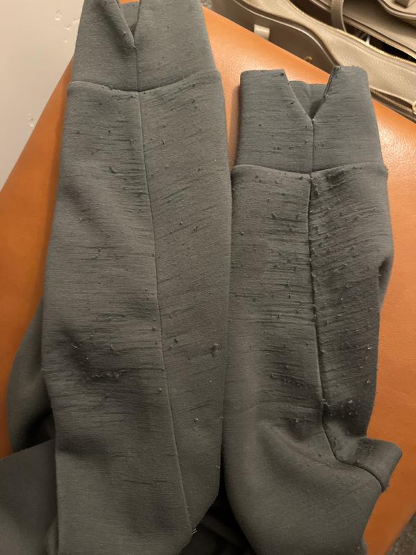 AirEssentials Half Zip Sweatshirt