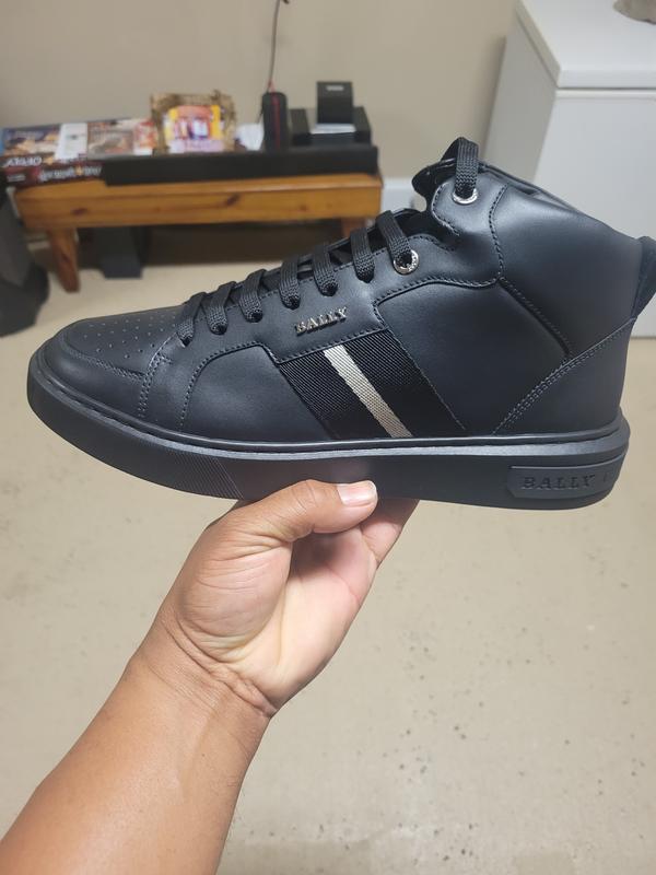 Photo from Bloomingdale's customer