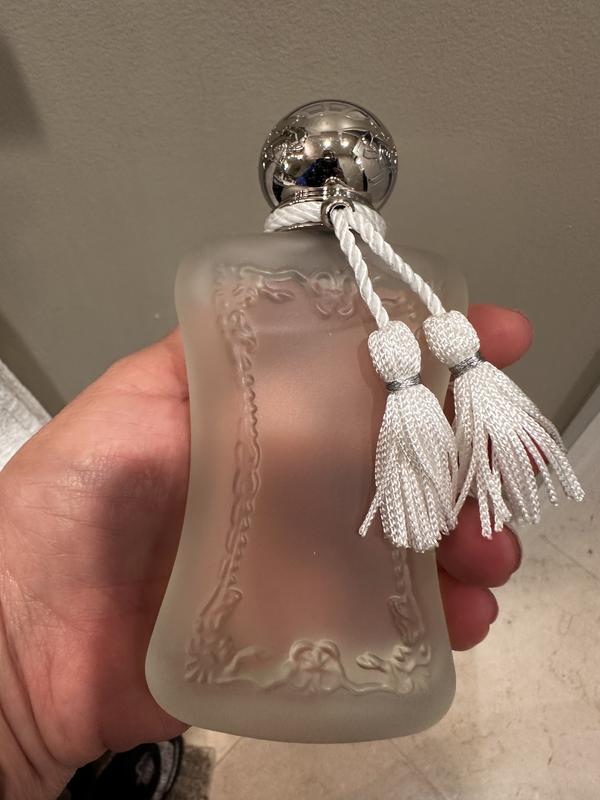 thumbnail image 2 of Valaya By Parfums De Marly – 1.5ml Vial Spray – Eau De Parfum, New Factory Sealed, Made In France 2 of 5