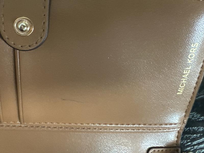 Customer carousel item 1.