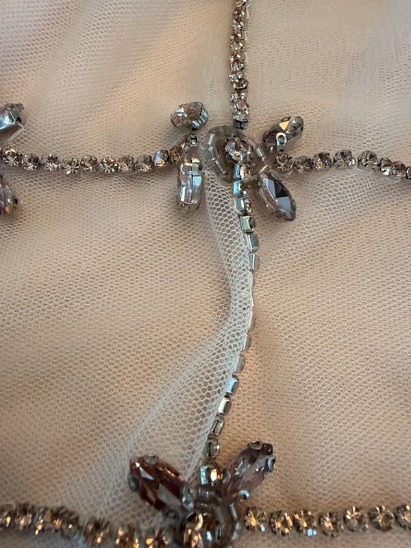 Customer carousel item 6.