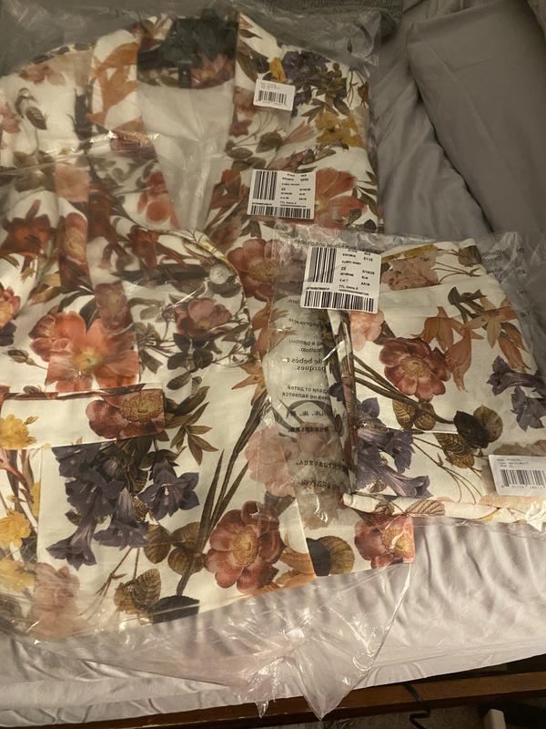 Customer carousel item 1.