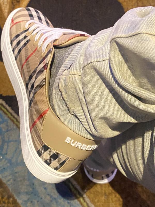 【送料&関税込】Burberry New Albridge - Sneaker With Vintage Burberry New Albridge Check Low-Top Sneakers | Neiman Marcus