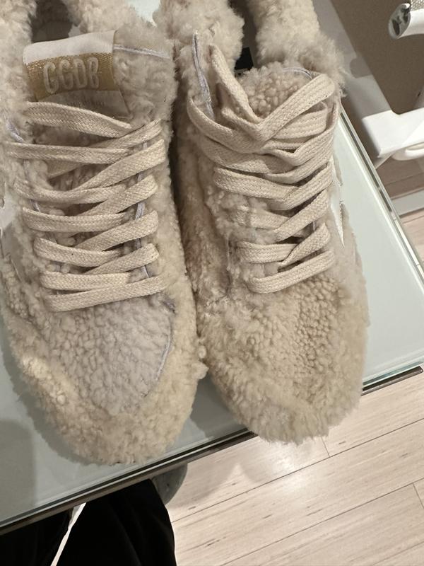 Mis matched and grubby/dirty